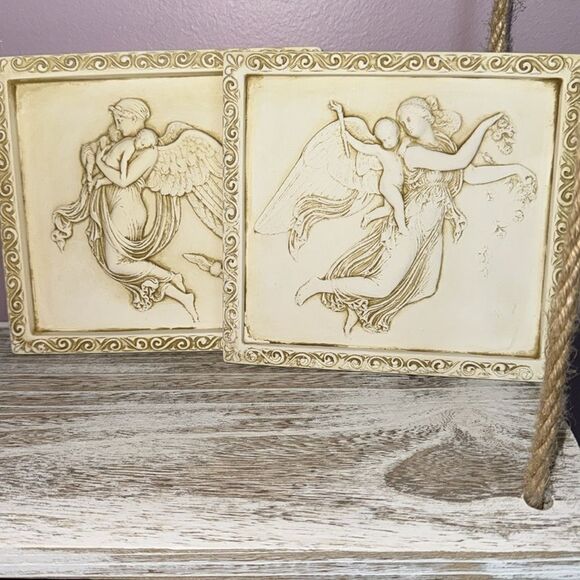 Pier1 chalkware wall hangings.  Greek goddesses.Vintage - Picture 3 of 8